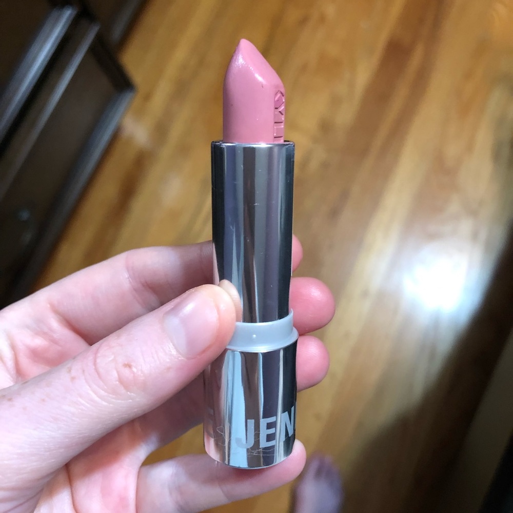 KYLIE COSMETICS Creme Lipstick (Infatuation)